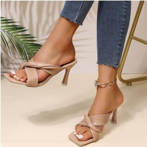415996811